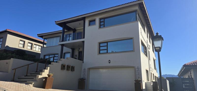 5 Bedroom Property for Sale in Groot Brakrivier Central Western Cape